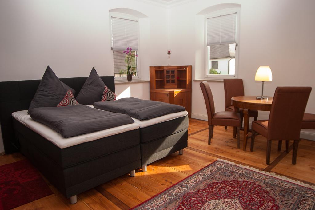 Exklusive Ferienwohnung Geisfeld Rum bild